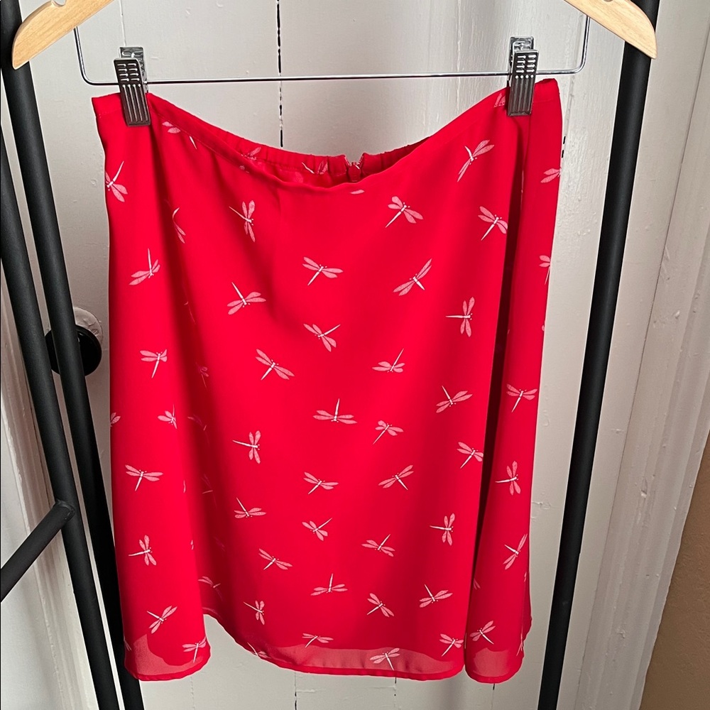 New York & Company Red with a Pattern of Tan Dragonflies A-Line Skirt